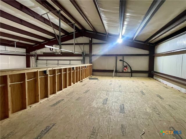 211 N 5th Street, Port O'connor, TX 77982