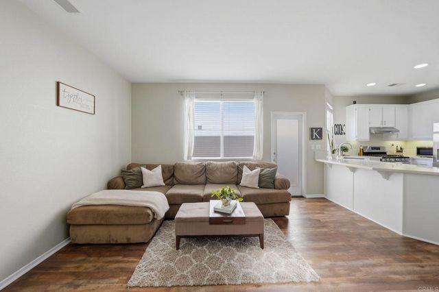 2022 Parker Mountain Road, Chula Vista, CA 91913