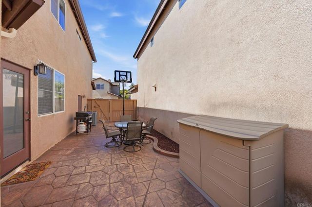 2022 Parker Mountain Road, Chula Vista, CA 91913