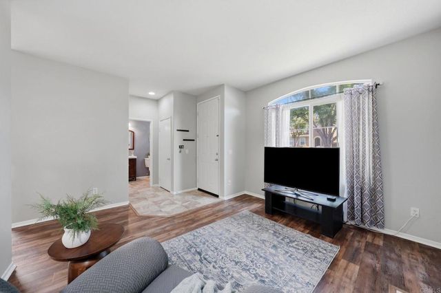 2022 Parker Mountain Road, Chula Vista, CA 91913