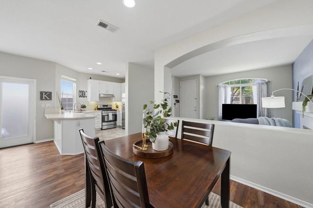 2022 Parker Mountain Road, Chula Vista, CA 91913