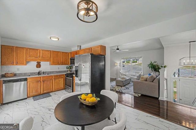 190 Whetstone Way, Villa Rica, GA 30180