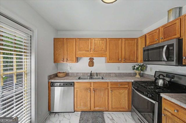 190 Whetstone Way, Villa Rica, GA 30180