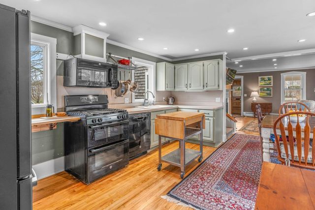 955 Main Street, Osterville, MA 02655