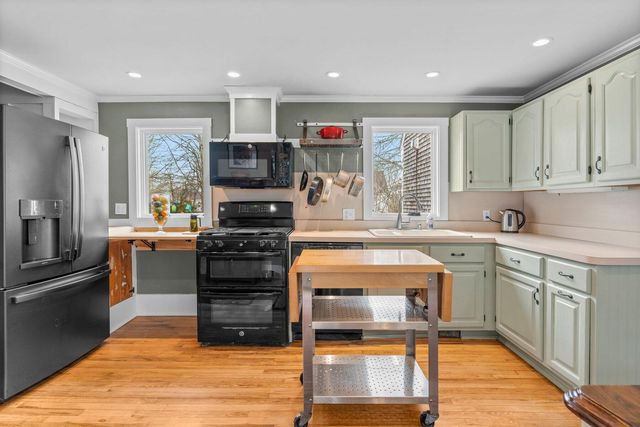 955 Main Street, Osterville, MA 02655