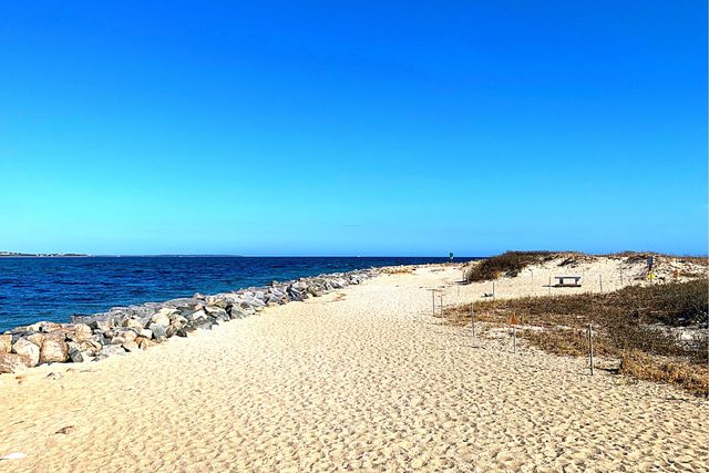 955 Main Street, Osterville, MA 02655