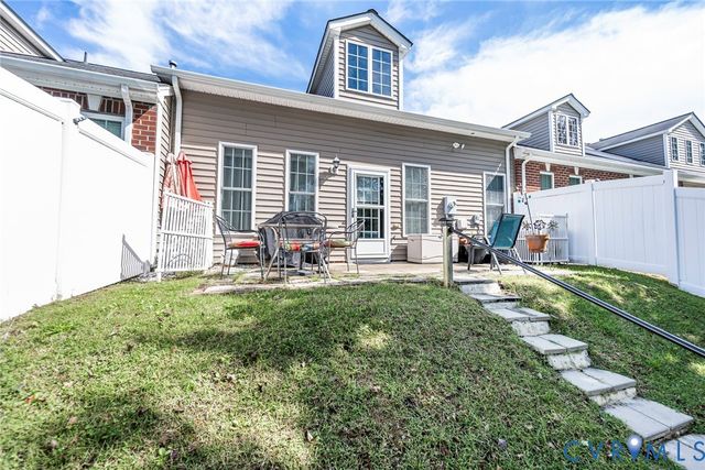 7729 Marshall Arch Dr, Mechanicsville, VA 23111