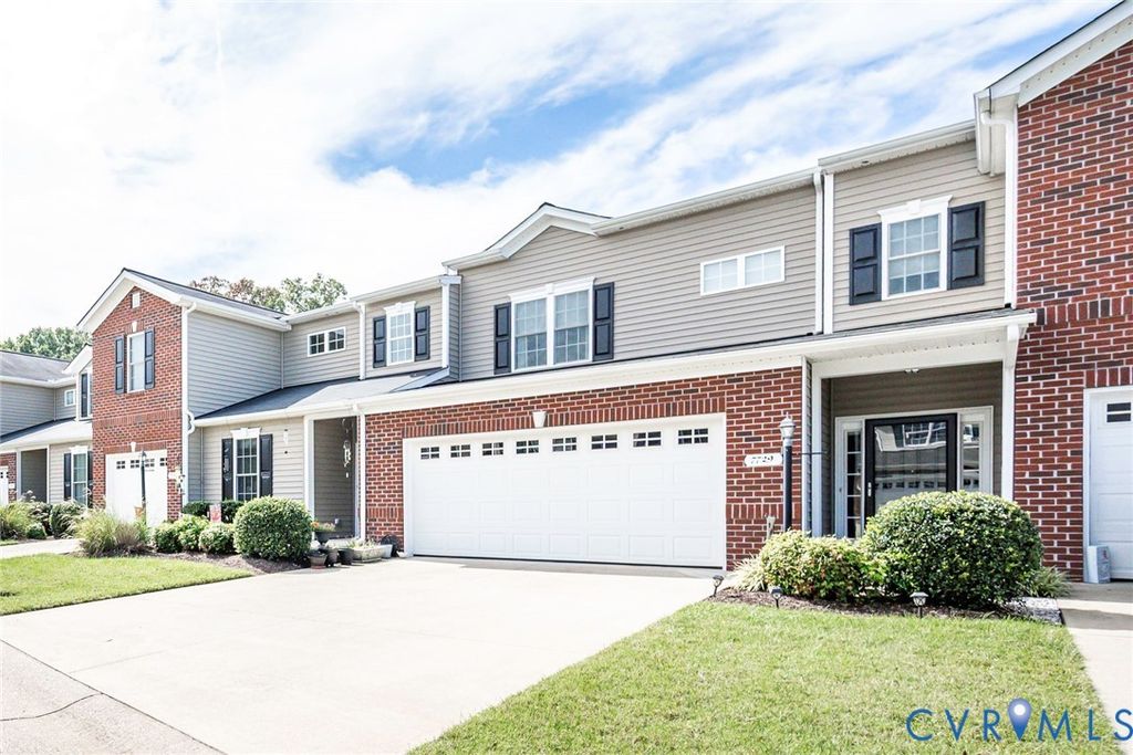 7729 Marshall Arch Dr, Mechanicsville, VA 23111