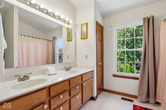 9654 Avenel Court, Carmel, IN 46032