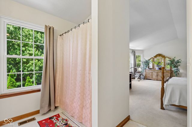 9654 Avenel Court, Carmel, IN 46032