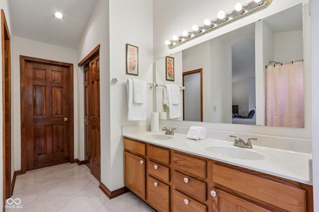 9654 Avenel Court, Carmel, IN 46032