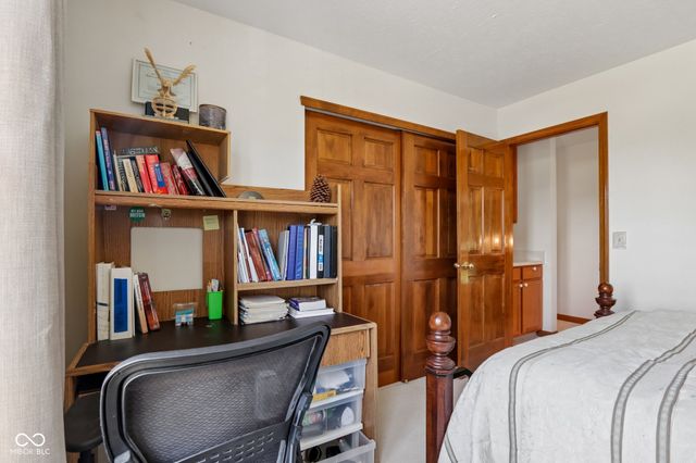 9654 Avenel Court, Carmel, IN 46032