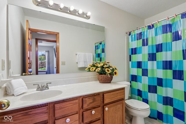 9654 Avenel Court, Carmel, IN 46032