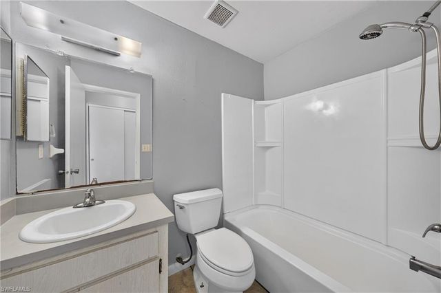1418 SE 23rd TER, Cape Coral, FL 33990