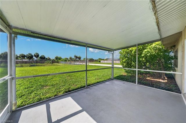 1418 SE 23rd TER, Cape Coral, FL 33990