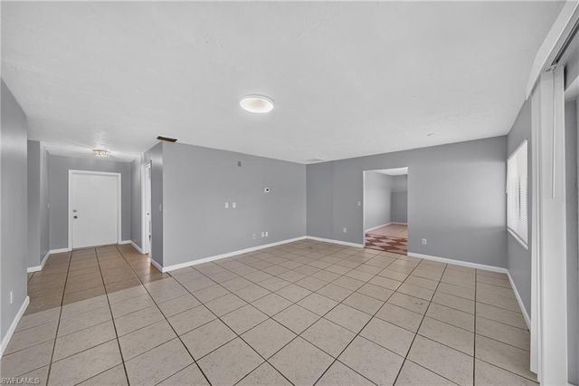 1418 SE 23rd TER, Cape Coral, FL 33990