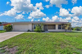 1418 SE 23rd TER, Cape Coral, FL 33990