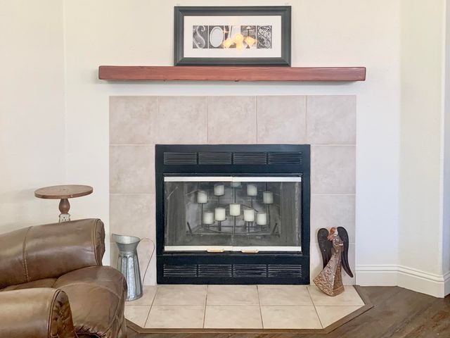 1067 N Roberta Way, Porterville, CA 93257