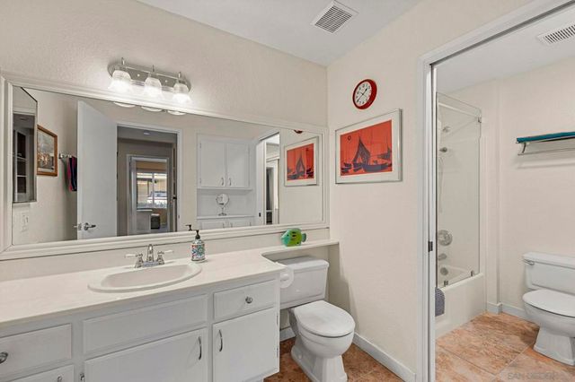 883 Ginger Ave, Carlsbad, CA 92011