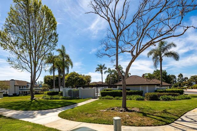 883 Ginger Ave, Carlsbad, CA 92011