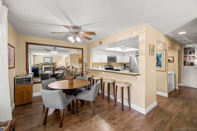 883 Ginger Ave, Carlsbad, CA 92011