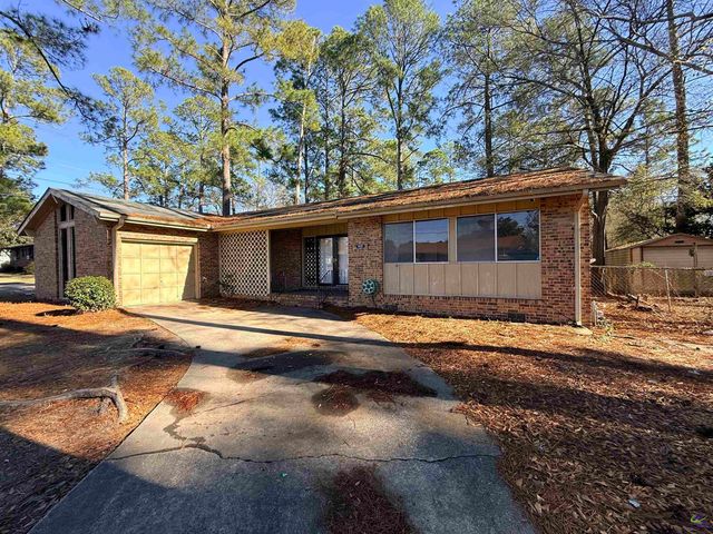 3147 Wedgewood Drive, Macon, GA 31211