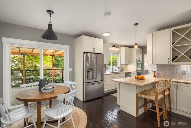 2119 182nd Avenue NE, Redmond, WA 98052
