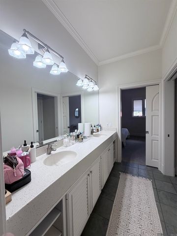 12440 Windermere Oaks Ct, Baton Rouge, LA 70810