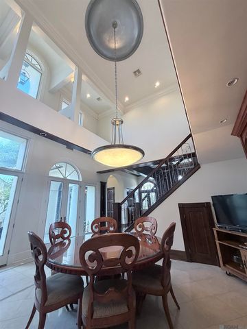 12440 Windermere Oaks Ct, Baton Rouge, LA 70810