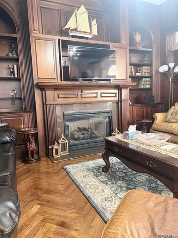 12440 Windermere Oaks Ct, Baton Rouge, LA 70810