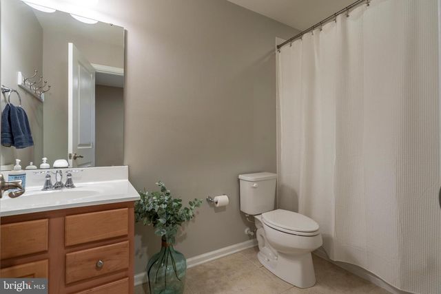 3013 SADDLEWOOD DR, Pennsburg, PA 18073