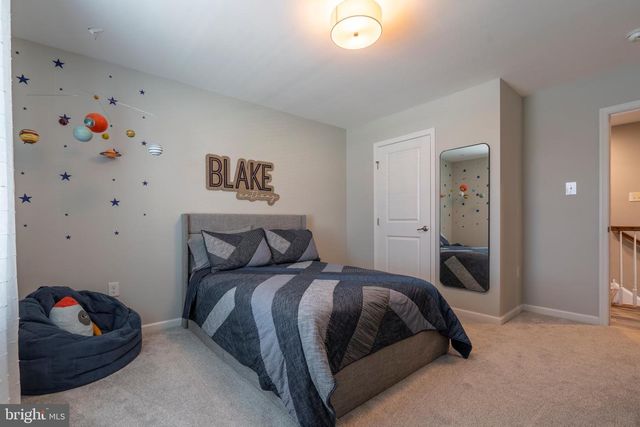 3013 SADDLEWOOD DR, Pennsburg, PA 18073