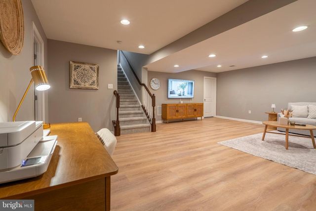 3013 SADDLEWOOD DR, Pennsburg, PA 18073