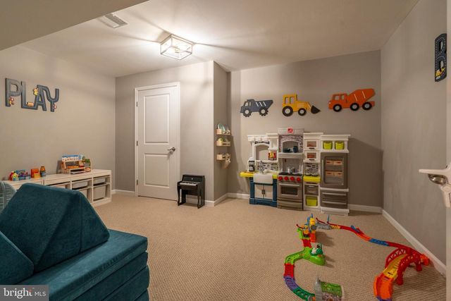 3013 SADDLEWOOD DR, Pennsburg, PA 18073