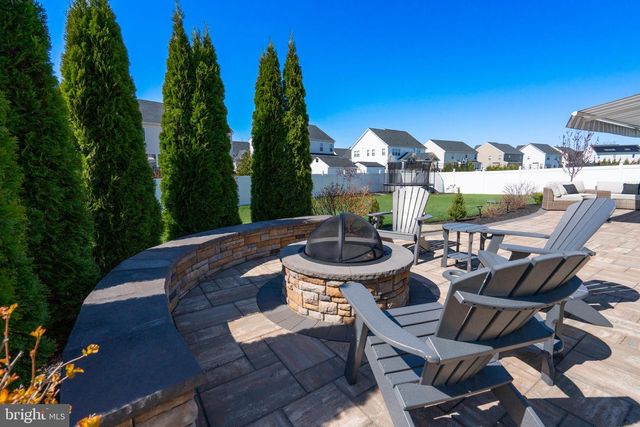 3013 SADDLEWOOD DR, Pennsburg, PA 18073