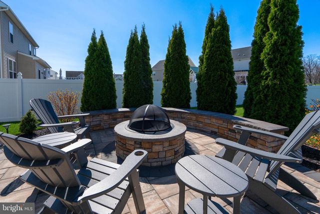 3013 SADDLEWOOD DR, Pennsburg, PA 18073