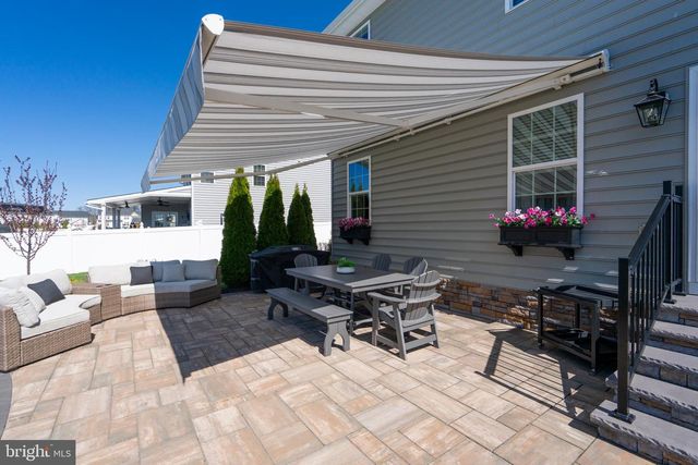 3013 SADDLEWOOD DR, Pennsburg, PA 18073