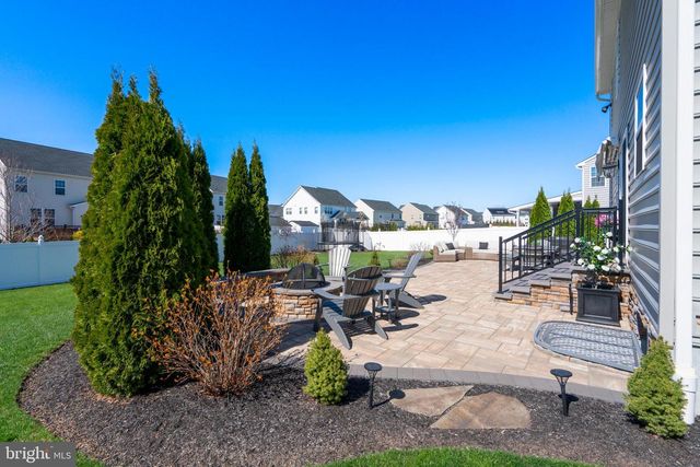 3013 SADDLEWOOD DR, Pennsburg, PA 18073