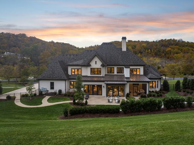 822 Windstone Blvd, Brentwood, TN 37027