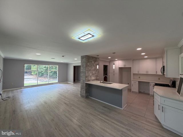 413 ASBURY AVE, Elkins Park, PA 19027