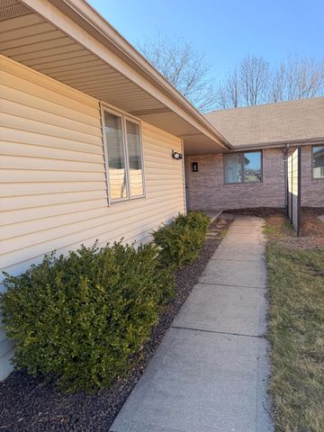 9418 Erie Street, Highland, IN 46322