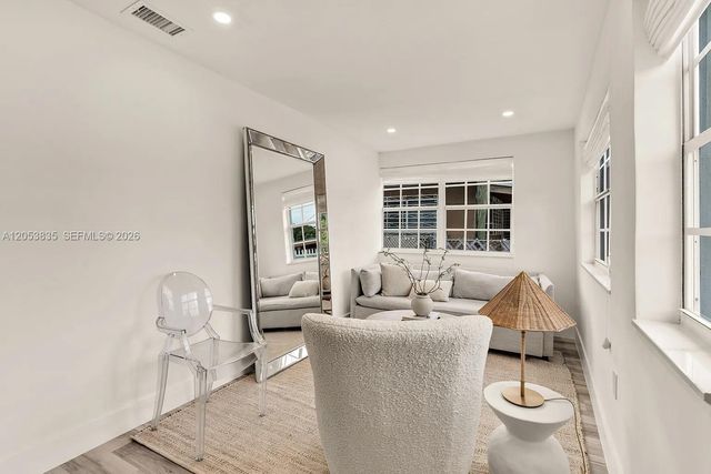 1237 NW 33rd Avenue, Miami, FL 33125