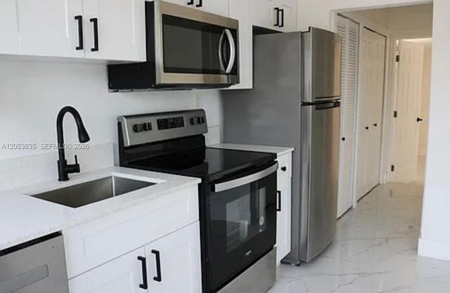 1237 NW 33rd Avenue, Miami, FL 33125