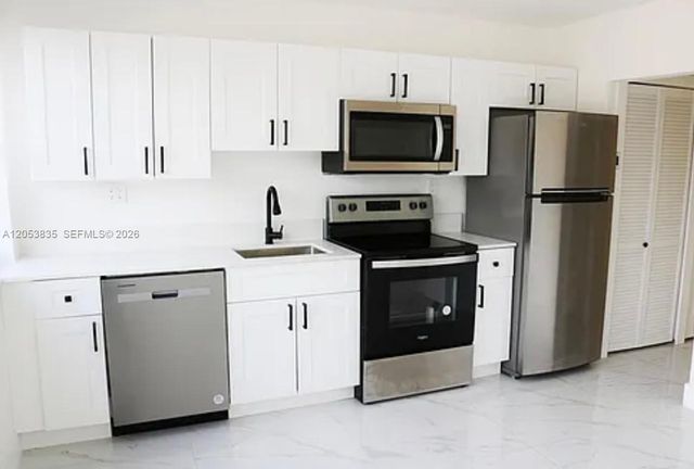 1237 NW 33rd Avenue, Miami, FL 33125