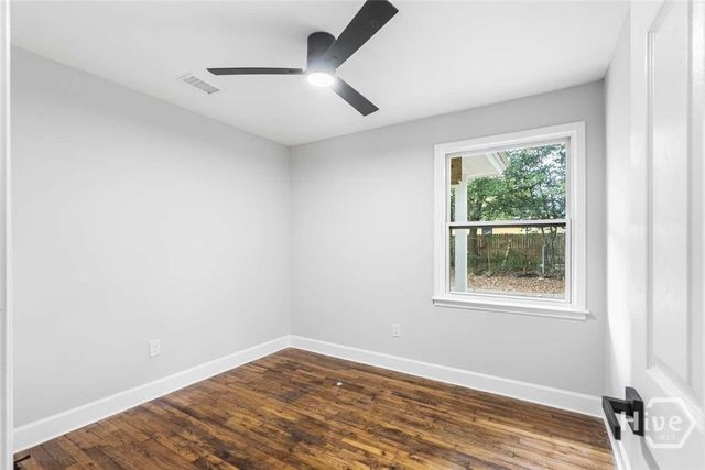 2102 Auburn Street, Savannah, GA 31404