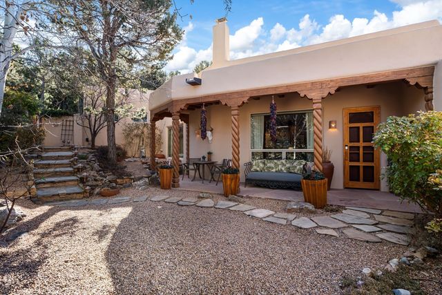 1360 Tesuque Creek Road, Santa Fe, NM 87501