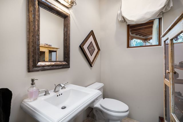 1360 Tesuque Creek Road, Santa Fe, NM 87501