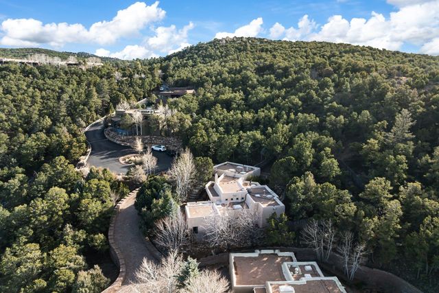 1360 Tesuque Creek Road, Santa Fe, NM 87501