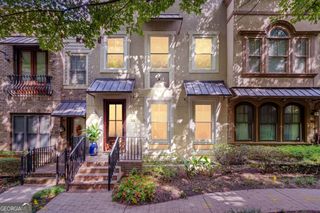395 Laurent Street NW 4, Atlanta, GA 30318