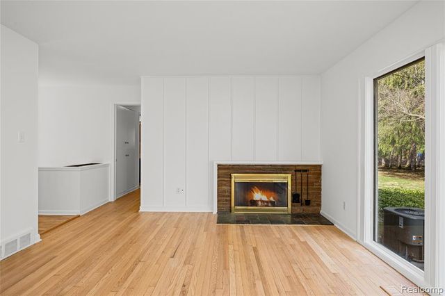 7077 Brookridge Drive, West Bloomfield, MI 48322